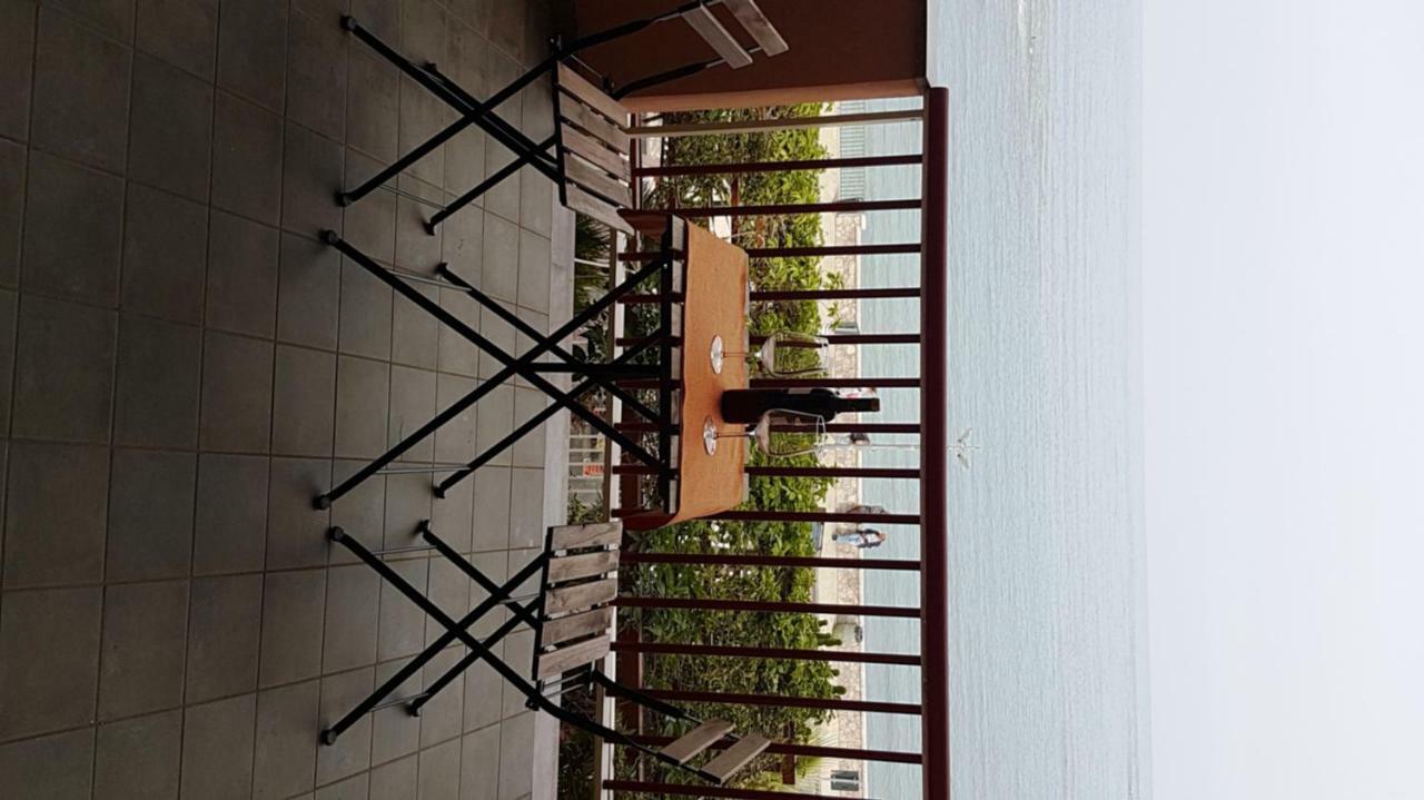 Loft Baia Di Giardini Lägenhet Exteriör bild